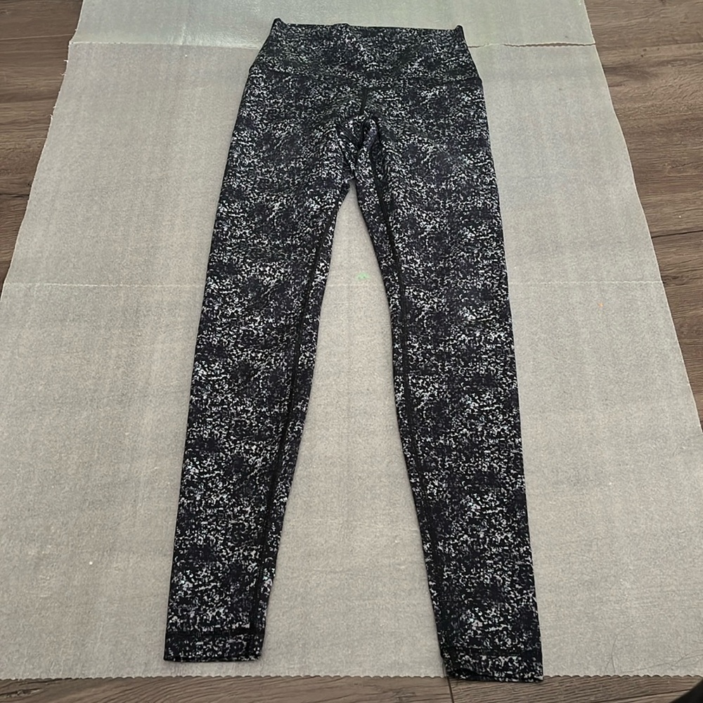 lululemon Illumina Align™ High Rise Legging